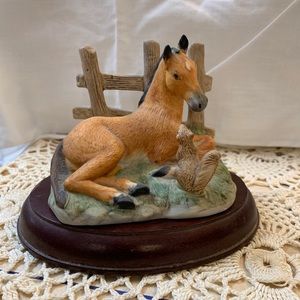 Horse statue Homco 1461